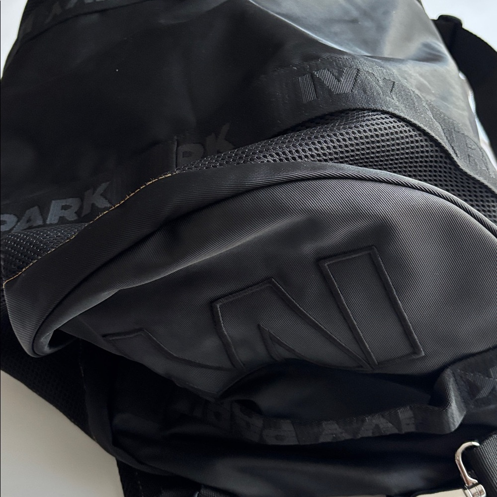 IVY Adidas Duffle Bag - Picture 7 of 15